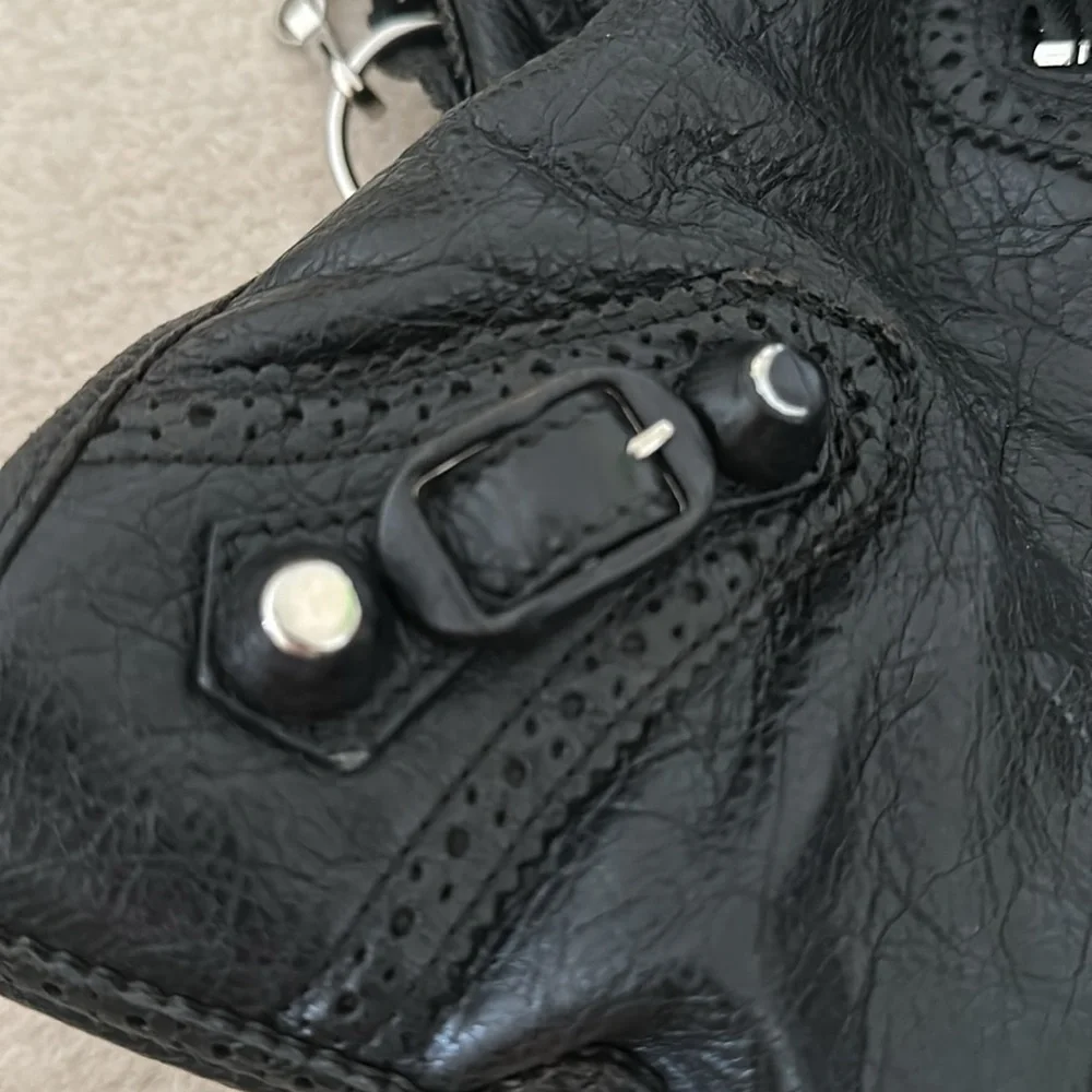 Balenciaga Black Satchel with Distressed Leather - Picture 8 of 10